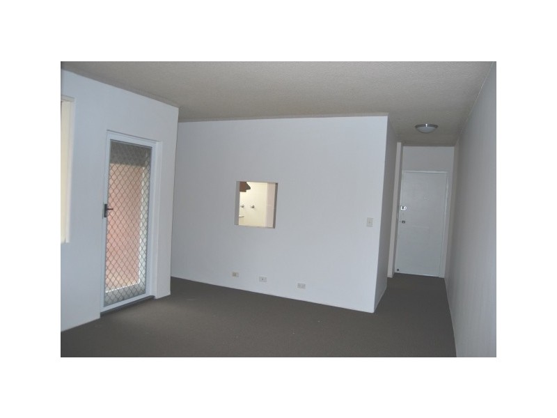 2/7 Mckern Street, Campsie NSW 2194