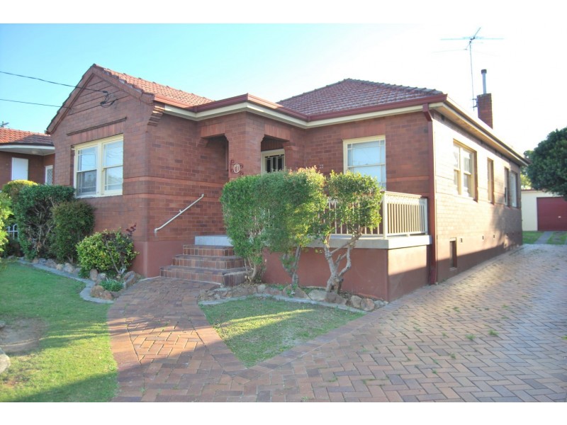 7 Marina Street, Kingsgrove NSW 2208