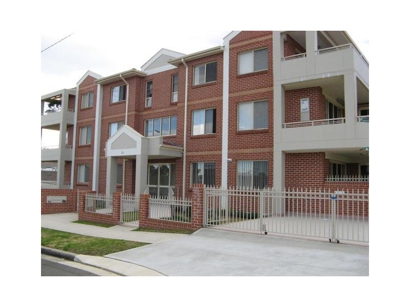 12/2A Morotai Avenue, Riverwood NSW 2210