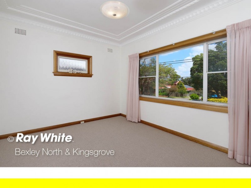 30 St Elmo Parade, Kingsgrove NSW 2208