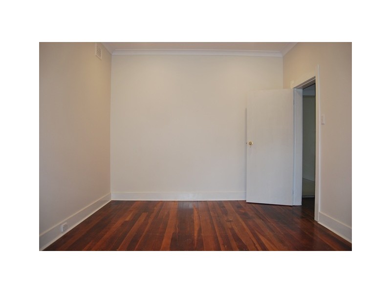 18 Rosemeath Avenue, Kingsgrove NSW 2208