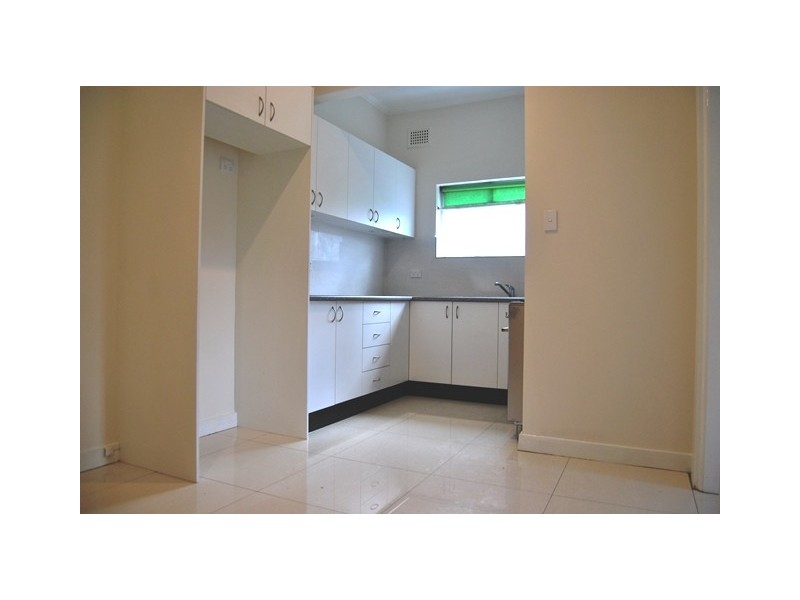 18 Rosemeath Avenue, Kingsgrove NSW 2208