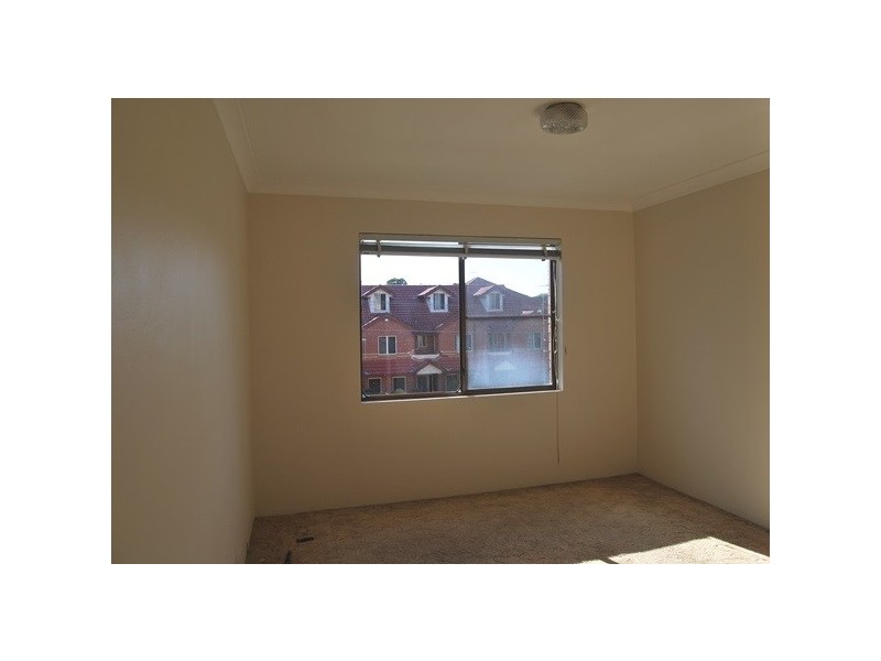 1/45 Carrington Avenue, Hurstville NSW 2220