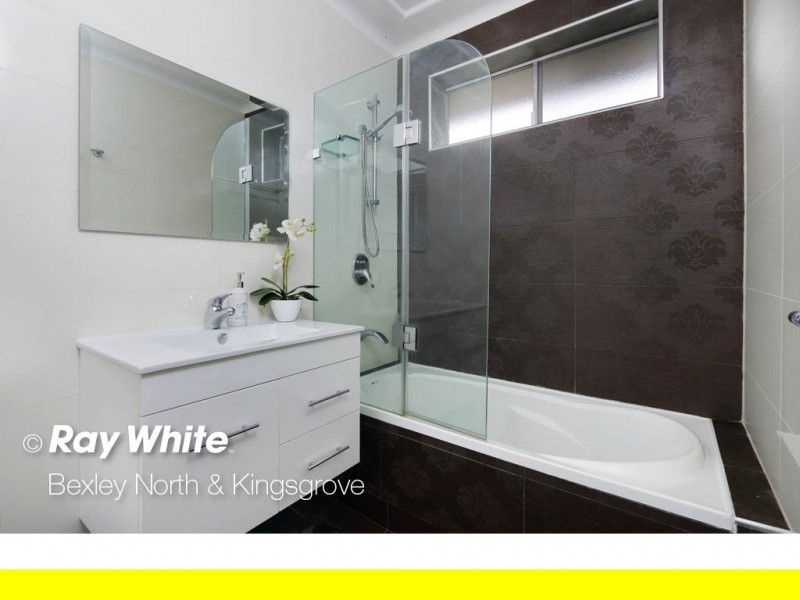 8/74 Phillip Street, Roselands NSW 2196