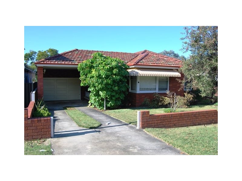 8 Staples Street, Kingsgrove NSW 2208