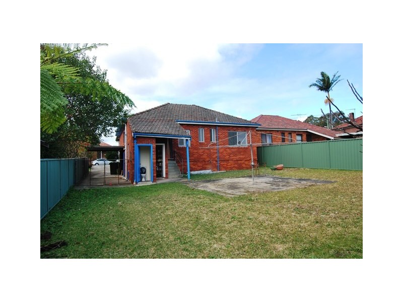 28 Carson Street, Panania NSW 2213