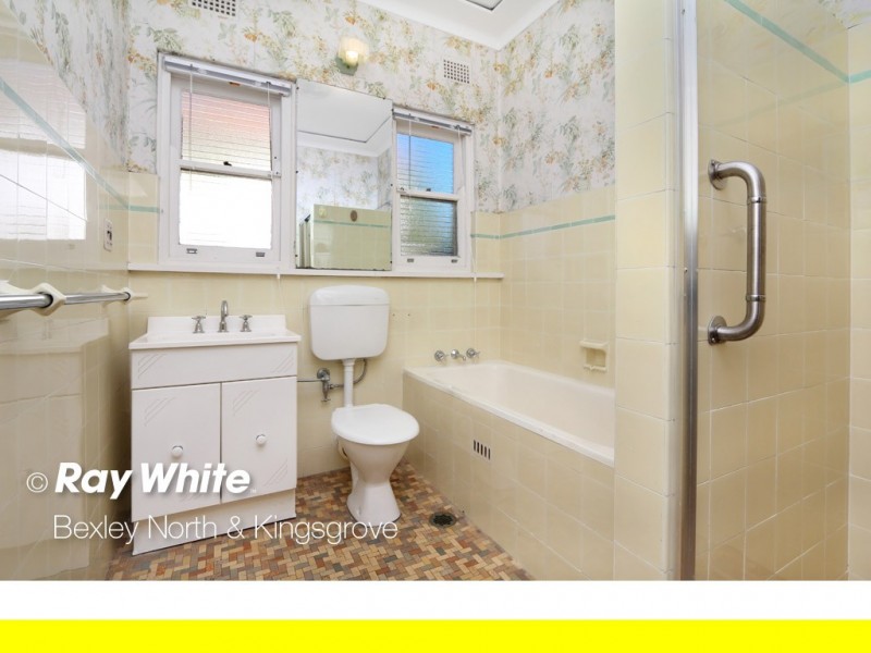 16 Nichols Avenue, Beverly Hills NSW 2209