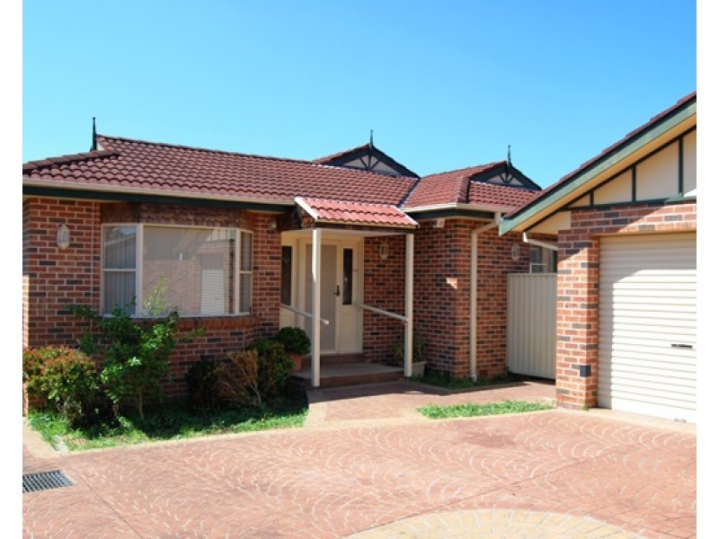 6 McCallum Street, Roselands NSW 2196