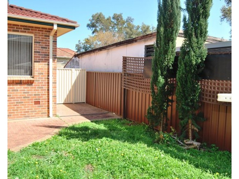 6 McCallum Street, Roselands NSW 2196