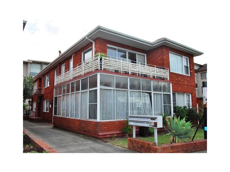 2/148 The Grand Parade, Monterey NSW 2217