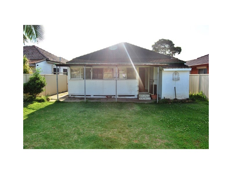 20 Keats Avenue, Riverwood NSW 2210