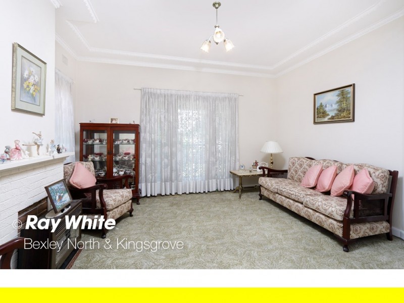 224 Kingsgrove Road (off Kingsgrove Ave), Kingsgrove NSW 2208