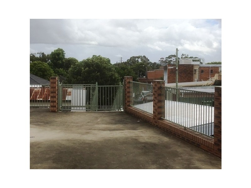 2/182 Tower Street, Panania NSW 2213