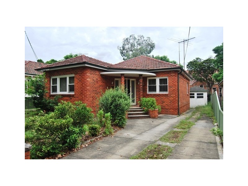 79 caroline Street, Kingsgrove NSW 2208