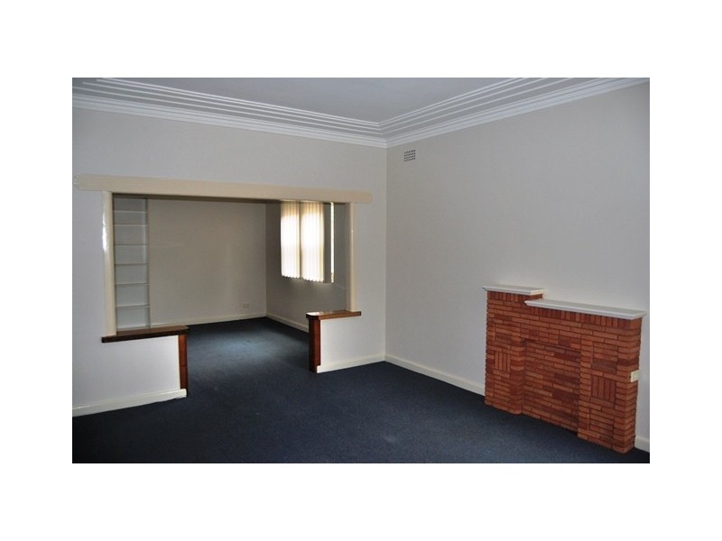 79 caroline Street, Kingsgrove NSW 2208