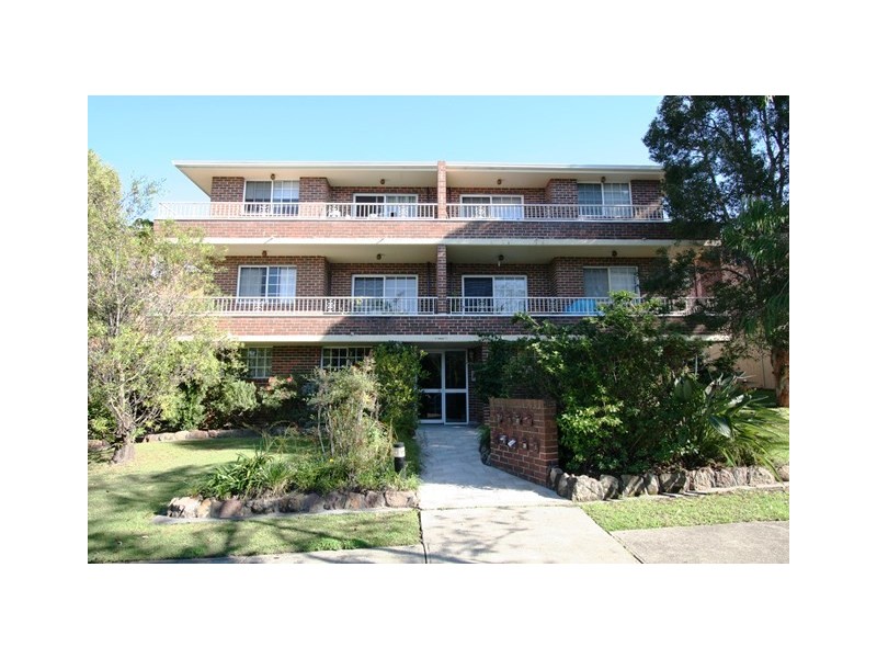 5/9 Carnavon Street, Carlton NSW 2218