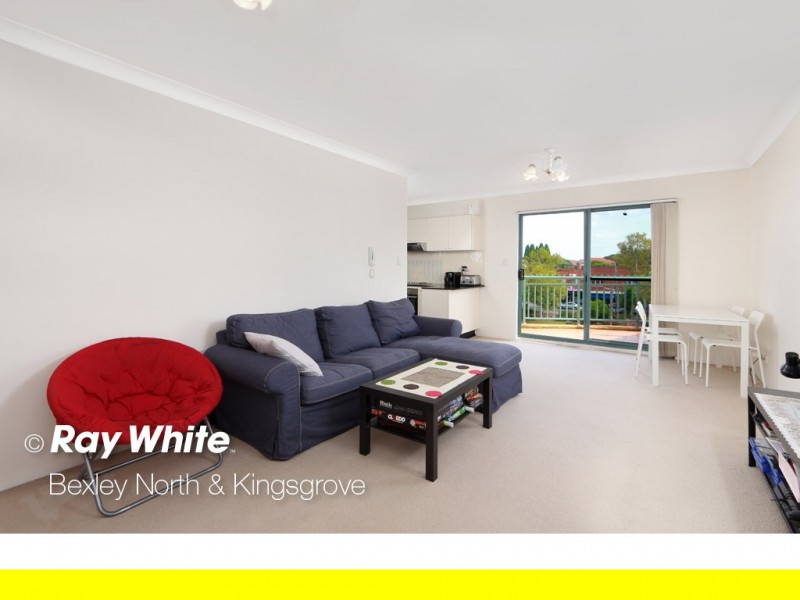 18/22-40 Sarsfield Circuit, Bexley North NSW 2207
