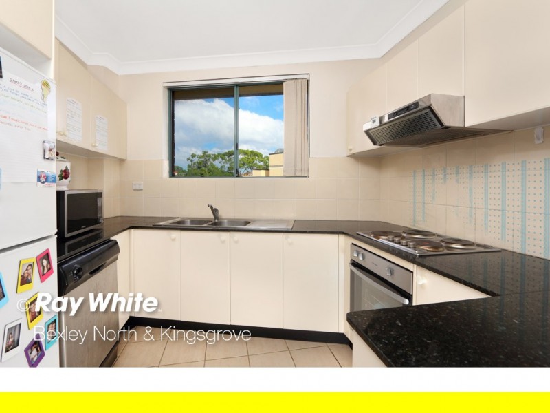 18/22-40 Sarsfield Circuit, Bexley North NSW 2207