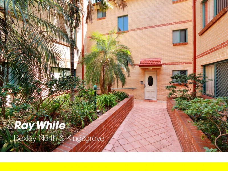 18/22-40 Sarsfield Circuit, Bexley North NSW 2207
