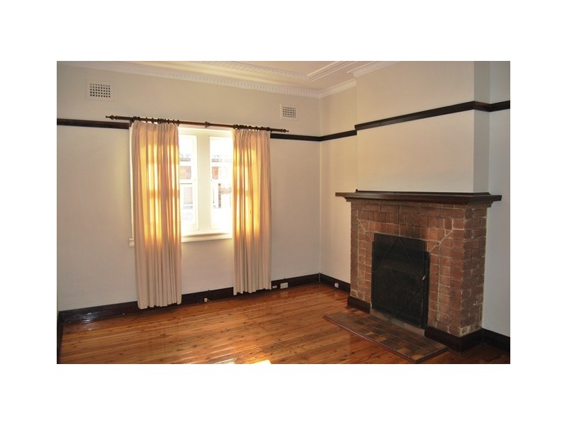 13 Hobbs Street, Kingsgrove NSW 2208