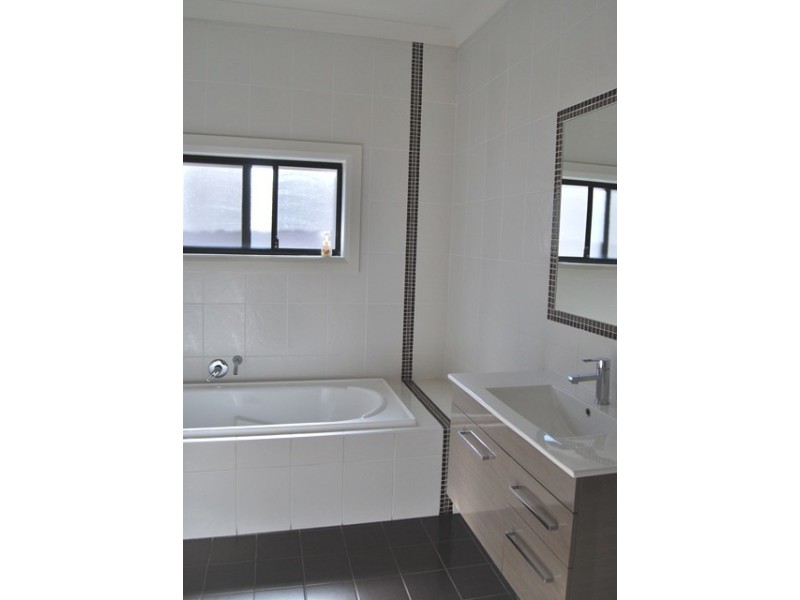 36 Nockolds Avenue, Mount Lewis NSW 2190