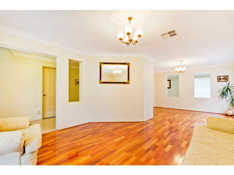 85 New farm Road, West Pennant Hills NSW 2125