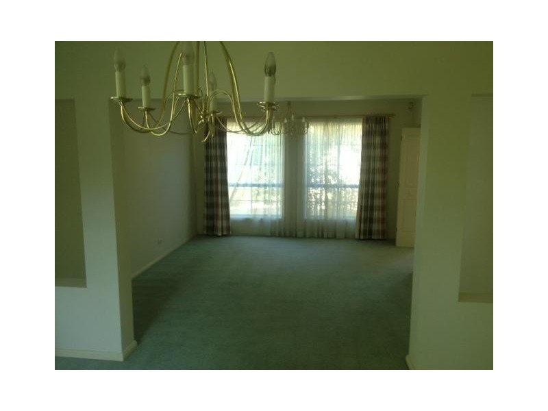 75 Crestview Avenue, Kellyville NSW 2155