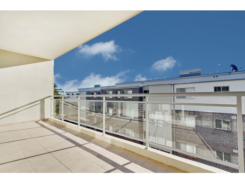 64/23-35 Crane Road, Castle Hill NSW 2154