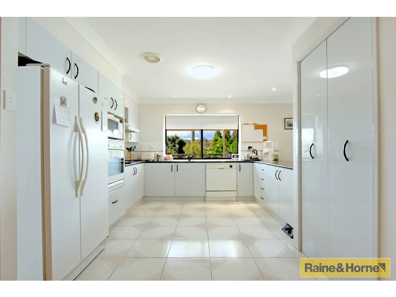 2 Tristan Court, Castle Hill NSW 2154