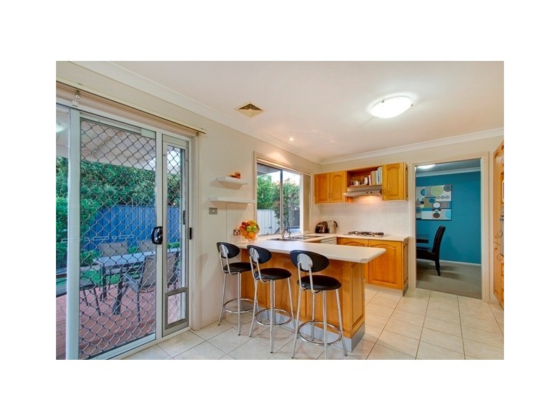 2/17 Conie Avenue, Baulkham Hills NSW 2153