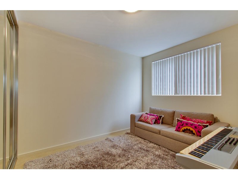 4/23-25 Crane Road, Castle Hill NSW 2154