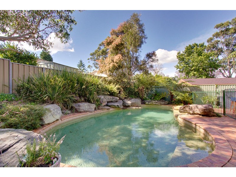 9 LEMONWOOD PLACE, Castle Hill NSW 2154