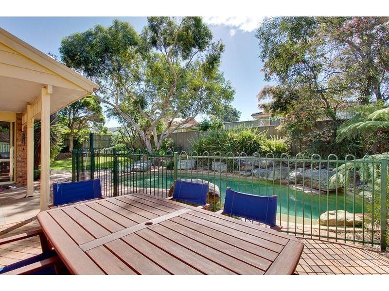 9 LEMONWOOD PLACE, Castle Hill NSW 2154