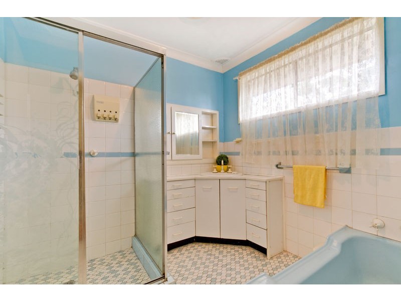 2 Lyndel Place, Castle Hill NSW 2154