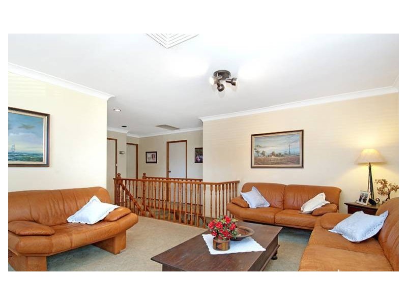 27 Rockley Avenue, Baulkham Hills NSW 2153