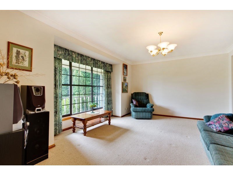 11A Winchcombe Place, Castle Hill NSW 2154