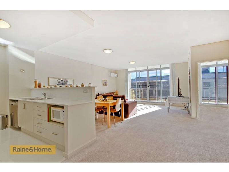 64/23-35 Crane Road, Castle Hill NSW 2154