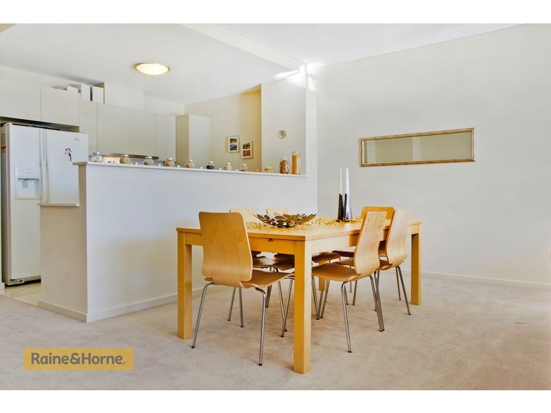 64/23-35 Crane Road, Castle Hill NSW 2154