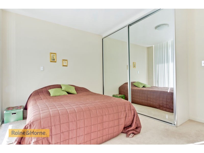 64/23-35 Crane Road, Castle Hill NSW 2154