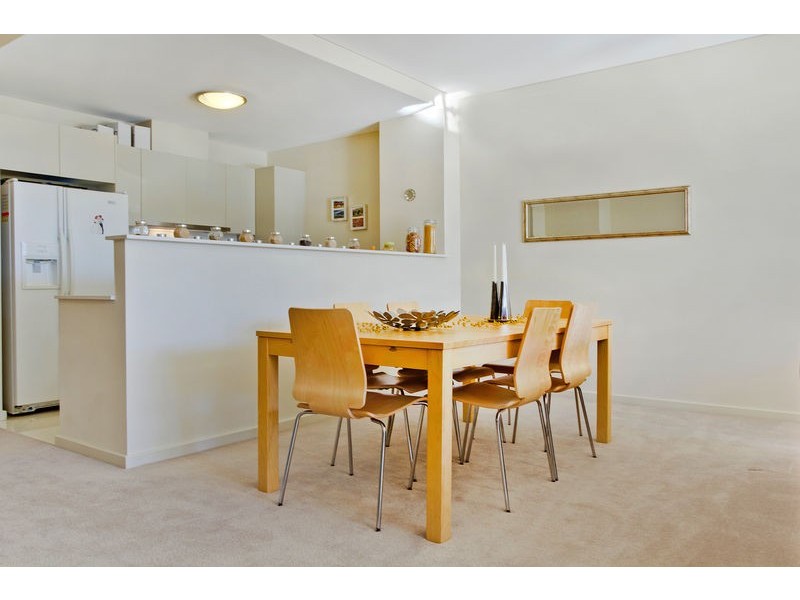 64/23-35 Crane Road, Castle Hill NSW 2154