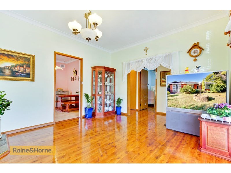 31 Sherwood Street, Northmead NSW 2152