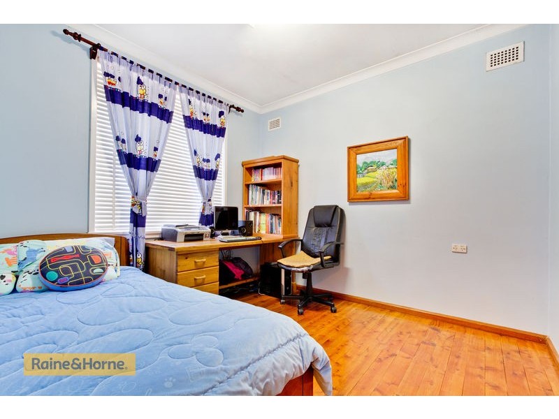 31 Sherwood Street, Northmead NSW 2152