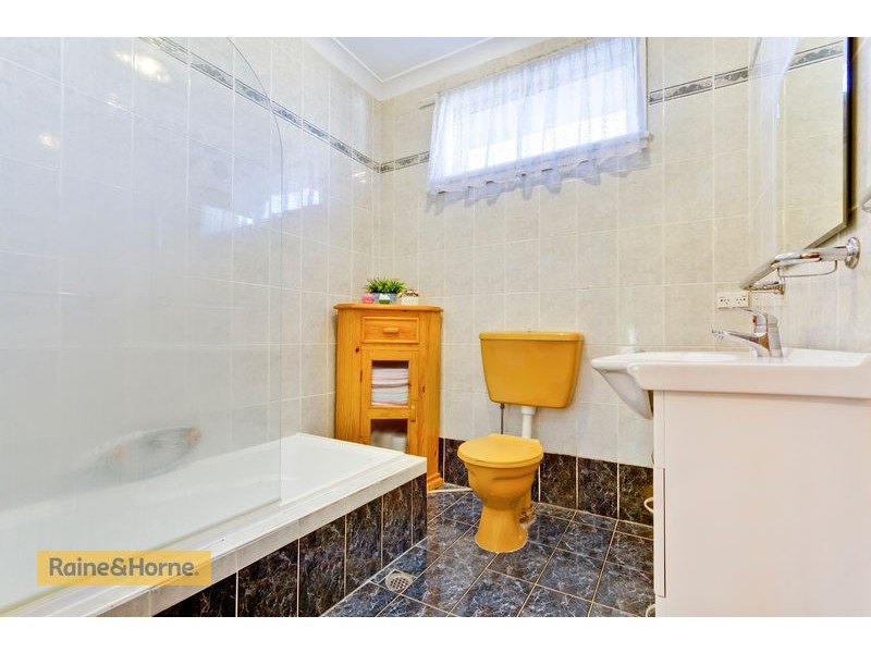 31 Sherwood Street, Northmead NSW 2152