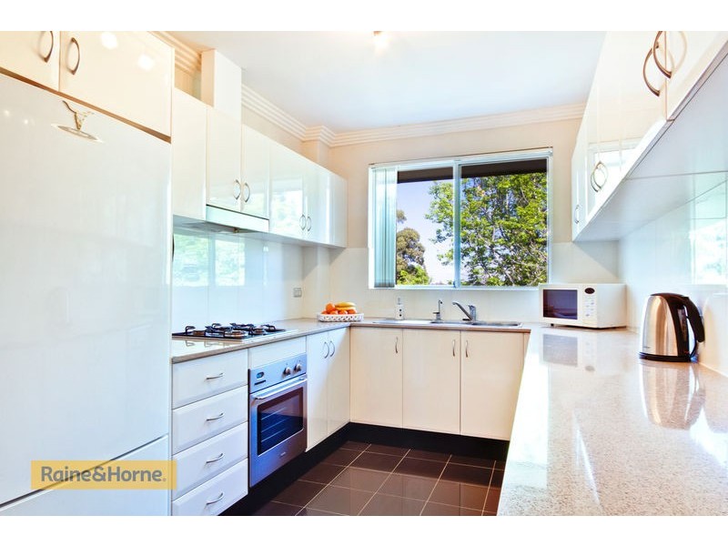 29/8-14 Mercer Street, Castle Hill NSW 2154