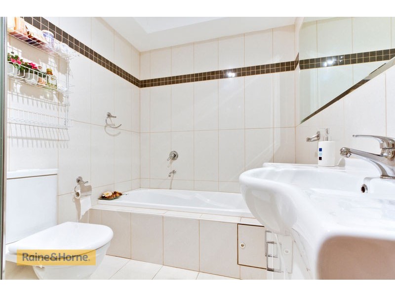 29/8-14 Mercer Street, Castle Hill NSW 2154