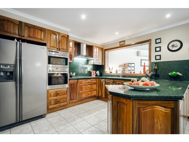 17 Bowman Avenue, Castle Hill NSW 2154