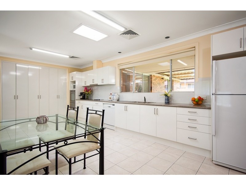 1 White Place, Castle Hill NSW 2154