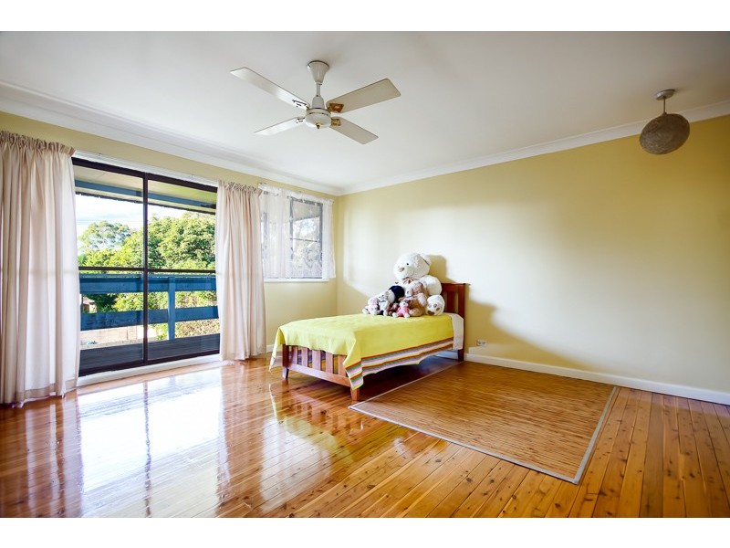 33 Sarah Crescent, Baulkham Hills NSW 2153