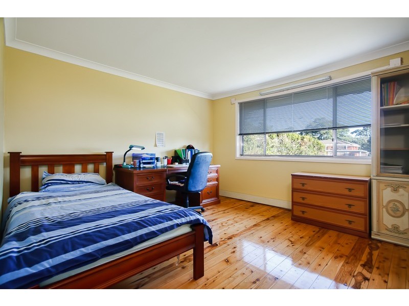 33 Sarah Crescent, Baulkham Hills NSW 2153