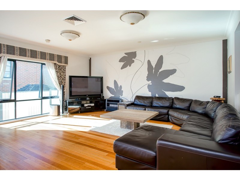 61 Perkins Drive, Kellyville NSW 2155